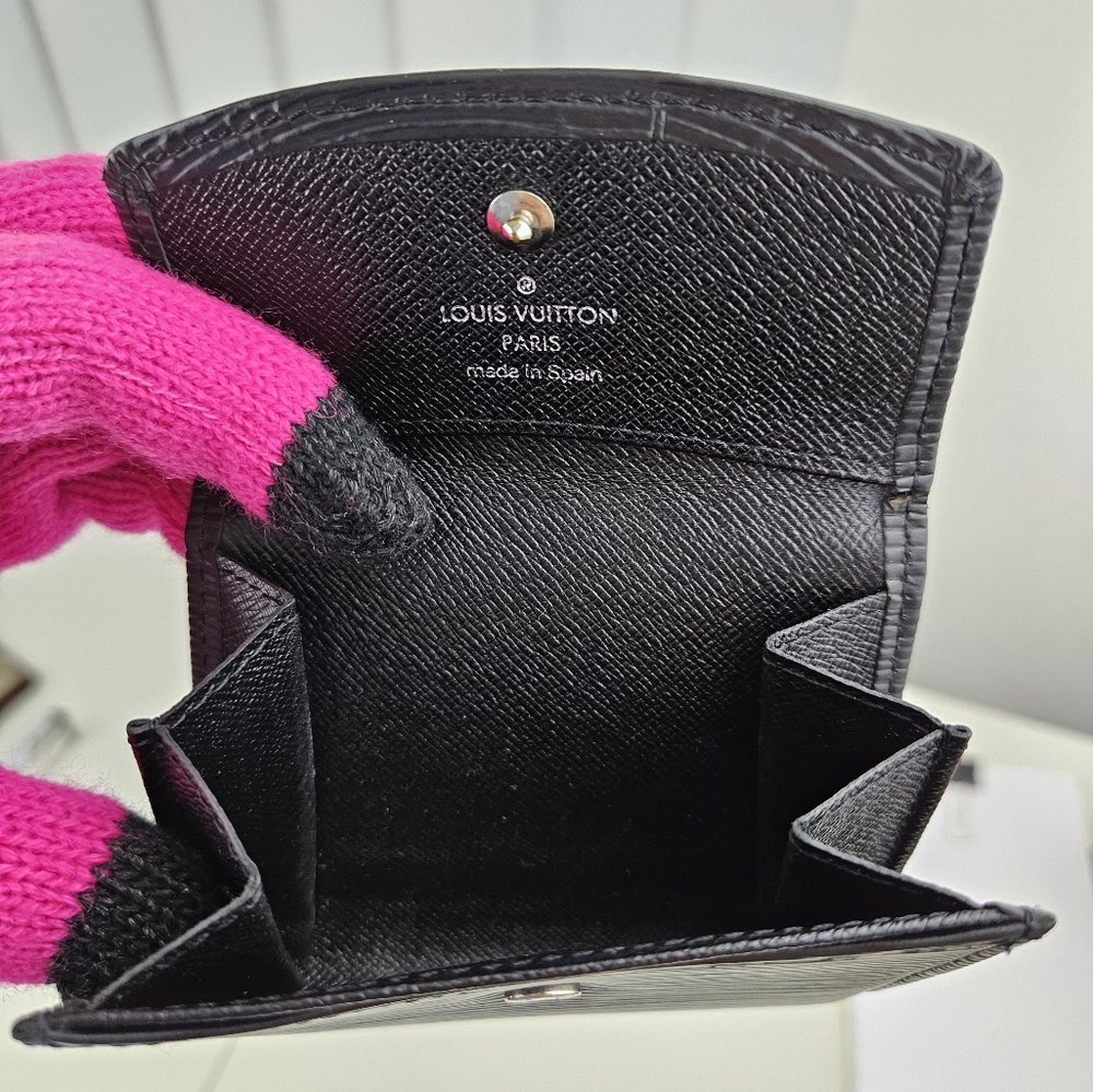 Louis Vuitton card wallet - Picture 11 of 15